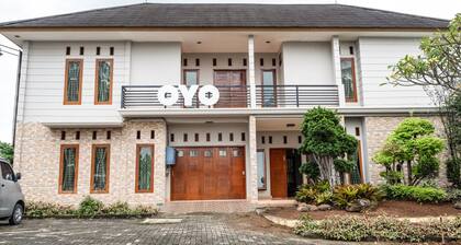 OYO 2912 Graha Minda Syariah