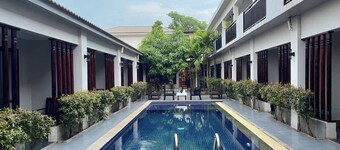 K. MEDICIAL CLINIC RESORT