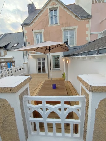 Terrace/patio. Maison Pécheur Golfe Morbihan Séné