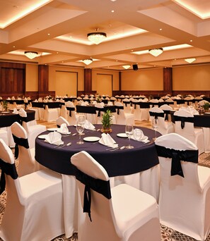 Banquet hall - Effotel by Sayaji Sarola (Bhor)