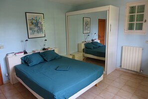 3 bedrooms, iron/ironing board, travel cot, free WiFi - Villa "La Verdoulento" au Calme et à L'abri des Regards Avec Piscine 6mx12m (AVIGNON)