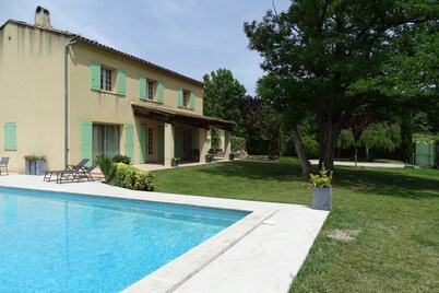 Villa "La Verdoulento" au Calme et à L'abri des Regards Avec Piscine 6mx12m