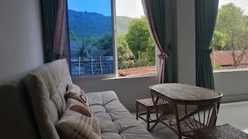 Panoramic Shared Dormitory