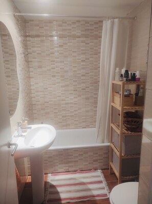 Hair dryer, towels - Apartamento con Piscina Jerez-pto Santa Maria (Jerez de la Frontera)