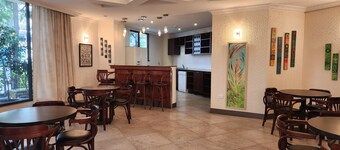 Kora Hotel Suites