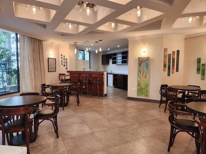 Kora Hotel Suites