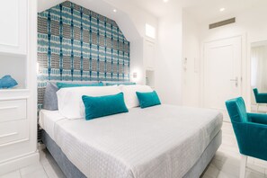 Superior Double Room | Premium bedding, minibar, in-room safe, desk - L'INCANTO DI CIOFFI ROOMS (Sorrento)