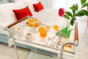 Deluxe Double Room | Premium bedding, minibar, in-room safe, desk - L'INCANTO DI CIOFFI ROOMS (Sorrento)
