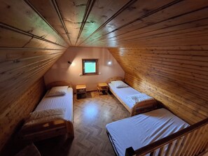 2 chambres, lit parapluie