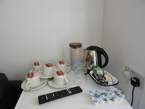 Family Quadruple Room, Multiple Beds, Bathtub, Ground Floor | In-room dining - All Seasons Gatwick Guest House (Horley)