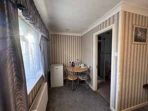 Tabla de planchar con plancha y wifi gratis 