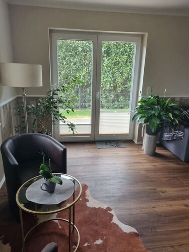 Eine Auszeit gönnen - FeWo mit 70qm - mit Terrasse &kl. Garten