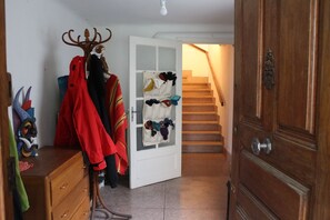 Interior - Maison de Campagne Dans le Calme et le Soleil Provençal (Saint-Étienne-les-Orgues)