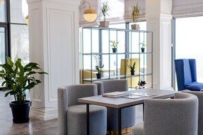 Interior - Panorama Kvariati (Batumi)