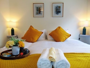 2 chambres, fer et planche Ă repasser, Wi-Fi, draps fournis