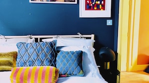 Apartment, Multiple Beds