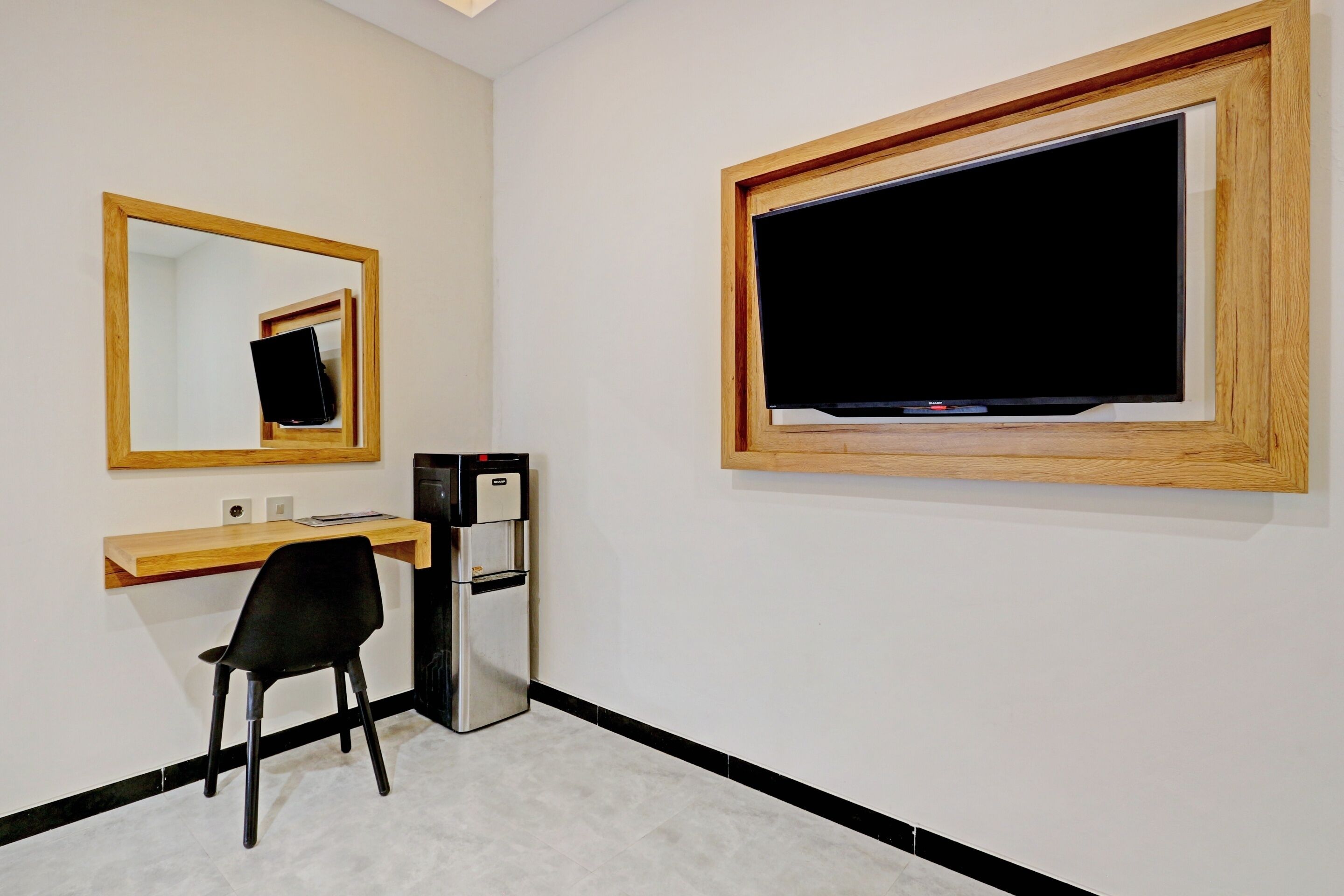 Deluxe Double Room | Desk, laptop workspace, free WiFi, bed sheets