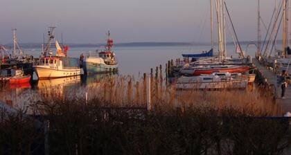 Fewo 21 "ferienwohnung am Salzhaff"