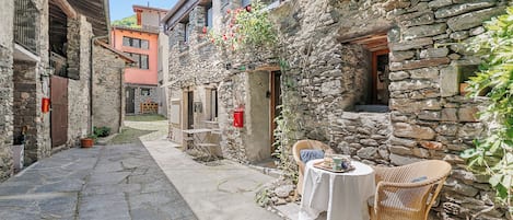 Familienhaus, Mehrere Schlafzimmer (Rustico Stock with free WiFi) | Speisen im Freien