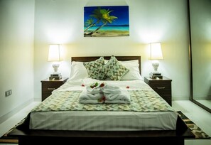 Iron/ironing board, free WiFi, bed sheets