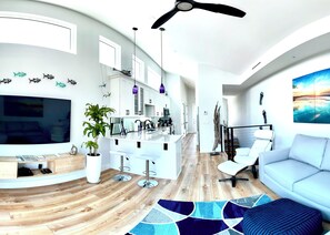 تلفزيون ذكي، مشغل دي في دي، كُتُب، مكتبة فيديو