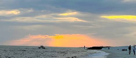 Beach nearby, sun loungers
