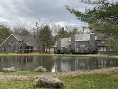 Fishing, skiing, golfing, water parks, restaurants, outlets  , family activity
