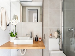 Studio, Terrace, City View | Bathroom