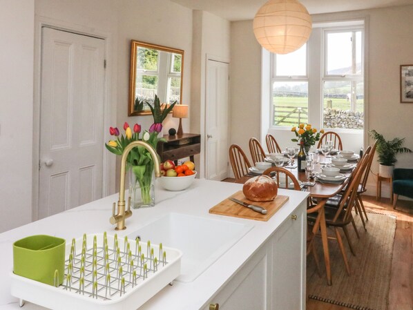 Dining - Valley View (Skipton)