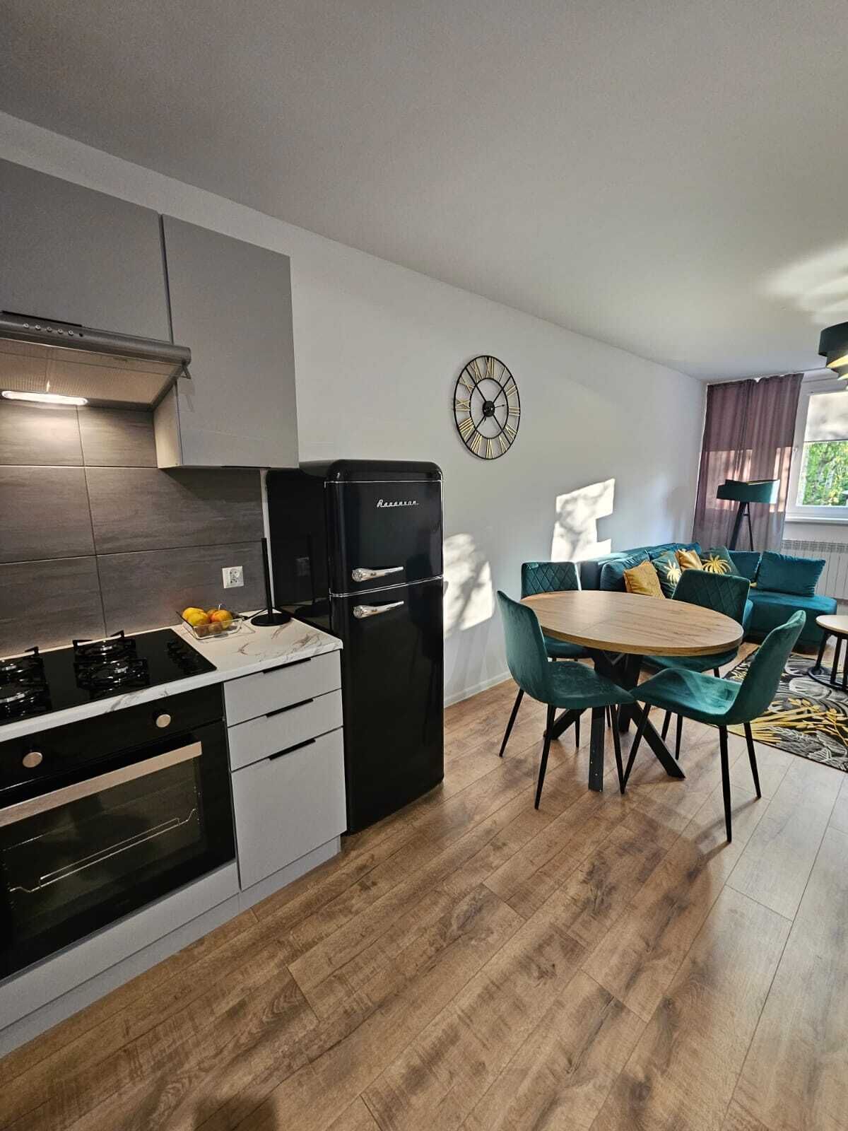Deluxe Apartment | Private kitchen | Electric kettle