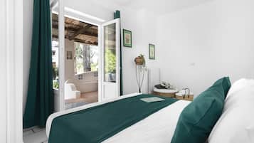 Villa Deluxe | 3 camere, una scrivania, ferro/asse da stiro, Wi-Fi gratuito