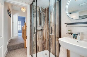 Luksus-lejlighed - privat badeværelse | Badeværelse