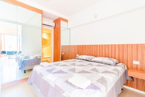 Apartamento | 1 quarto, cortinas blackout, Wi-Fi de cortesia