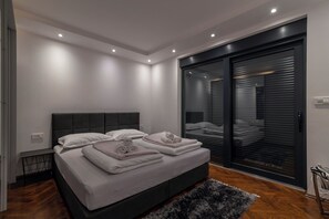 4 bedrooms, iron/ironing board, WiFi, bed sheets - Villa Vodice in Vodice  - Haus für 8 Personen (Vodice)