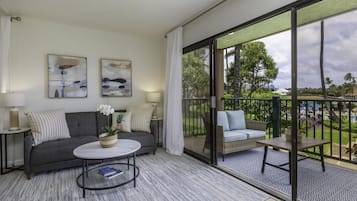 Condo, 1 Bedroom | Living area | Smart TV
