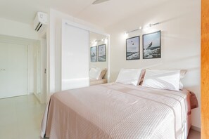 Apartment | 1 bedroom, blackout drapes, iron/ironing board, free WiFi
