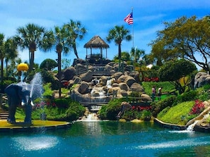 Point of interest - Breathtaking panoramic Gulf and sunset views! Beach chairs & umbrella included! (Panama City Beach)