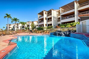 Pool - 5-STAR KONA COAST RESORT 2 bedr/2 bath Top Floor, AC,  GORGEOUS Unit#10-301! (Kailua Kona)
