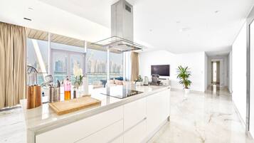 Luxury Apartment, 2 Bedrooms, Balcony, Sea View | Private kitchen | Full-sized fridge, microwave, oven, stovetop