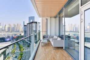 Exterior detail - Contemporary 2 BR in Bluewaters Island (Dubai)
