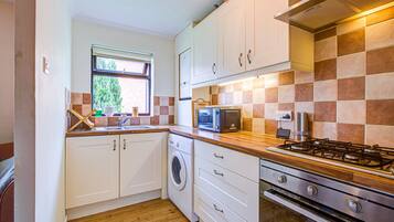 Fridge, microwave, oven, toaster