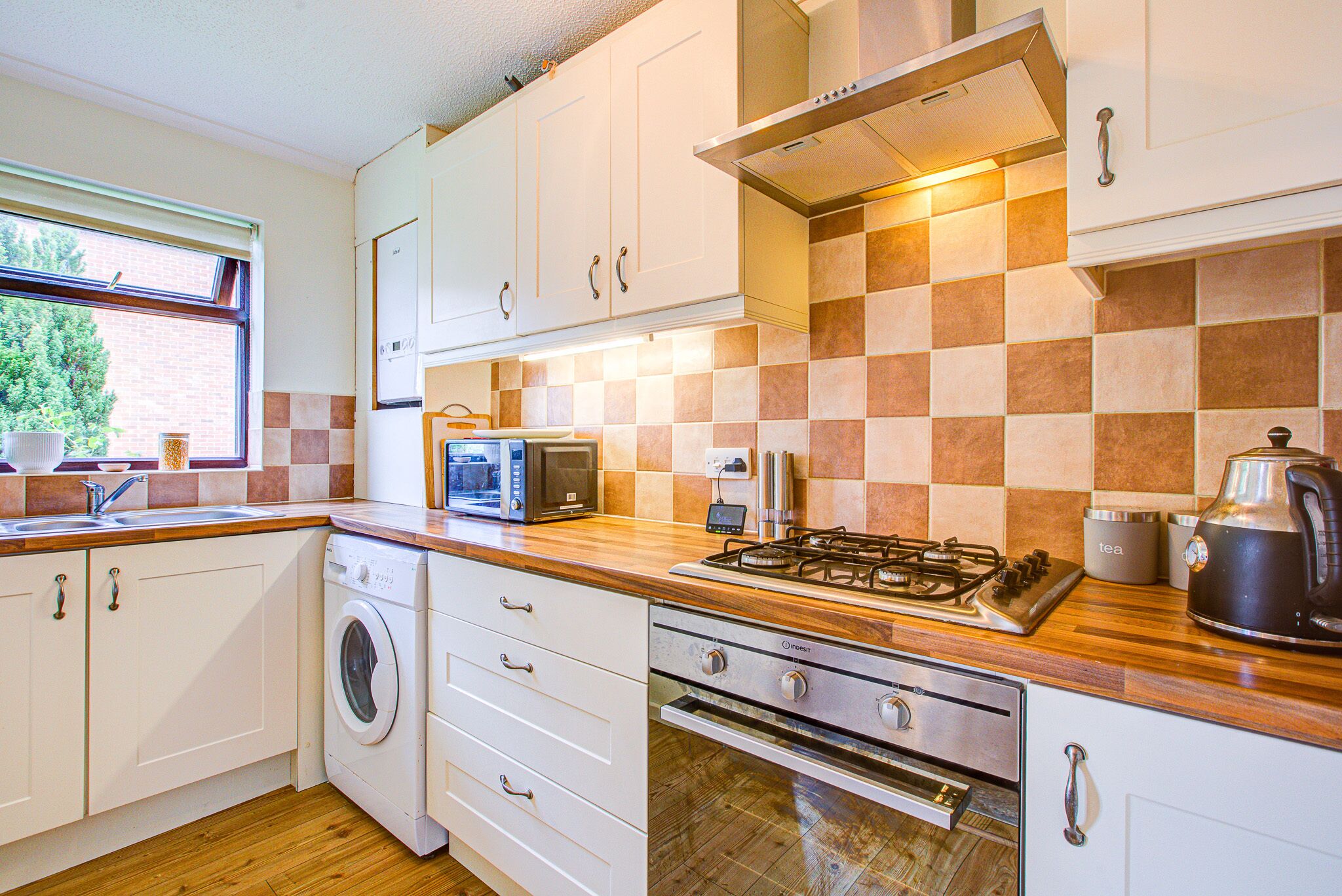 Fridge, microwave, oven, toaster