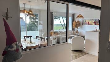 TV connectée, table de tennis de table