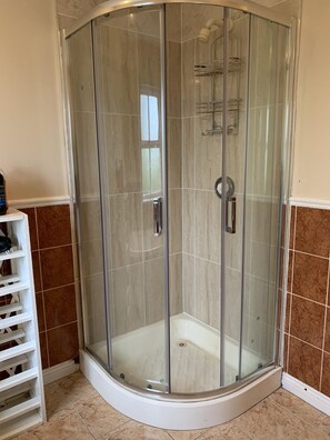 Apartment, Multiple Beds | Bathroom - The Thatch-remarkable 2 bed Apartment ,kerry (Ballydonohoe)