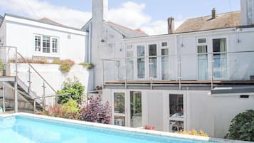 Cottage | Pool | Outdoor pool