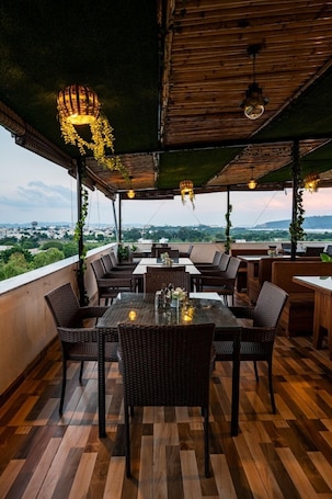 Desayuno buffet incluido todos los días