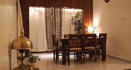 3BHK Entire Luxurious Nest with Hi-Speed Wifi, AC, Car Rental - Optional