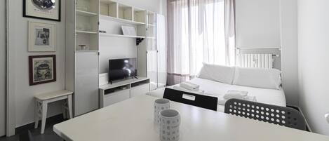 Microwave, oven, stovetop, electric kettle