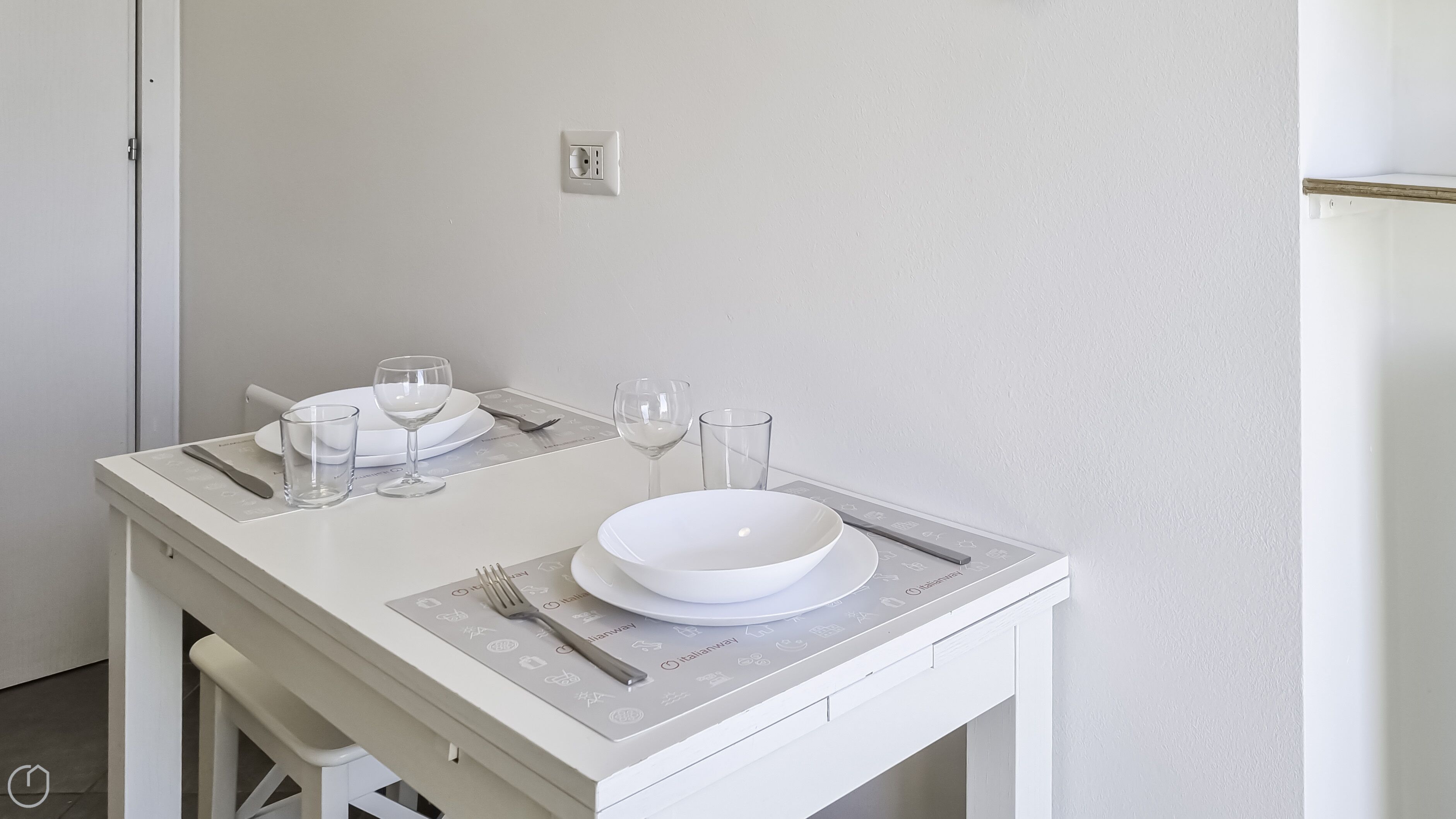 Apartamento (1 Bedroom) | Cozinha privada | Micro-ondas, fogão, cooktop, chaleira elétrica