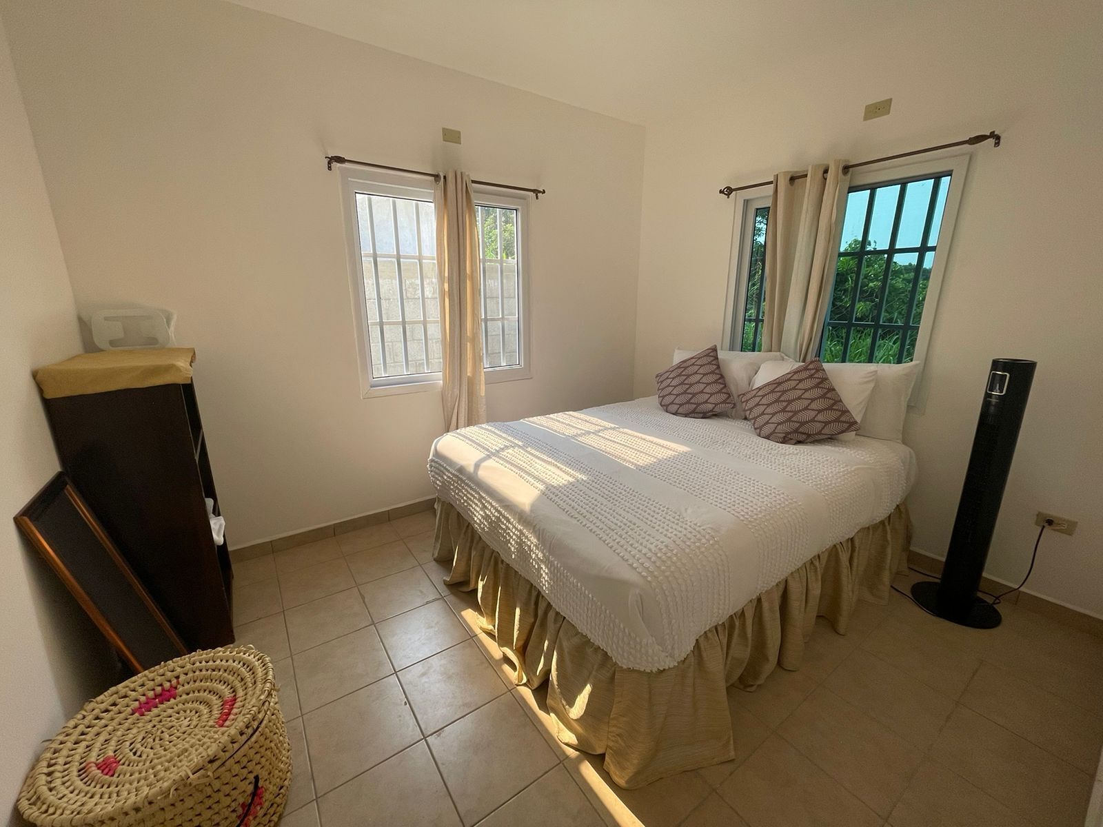 2 多间卧室、免费 WiFi